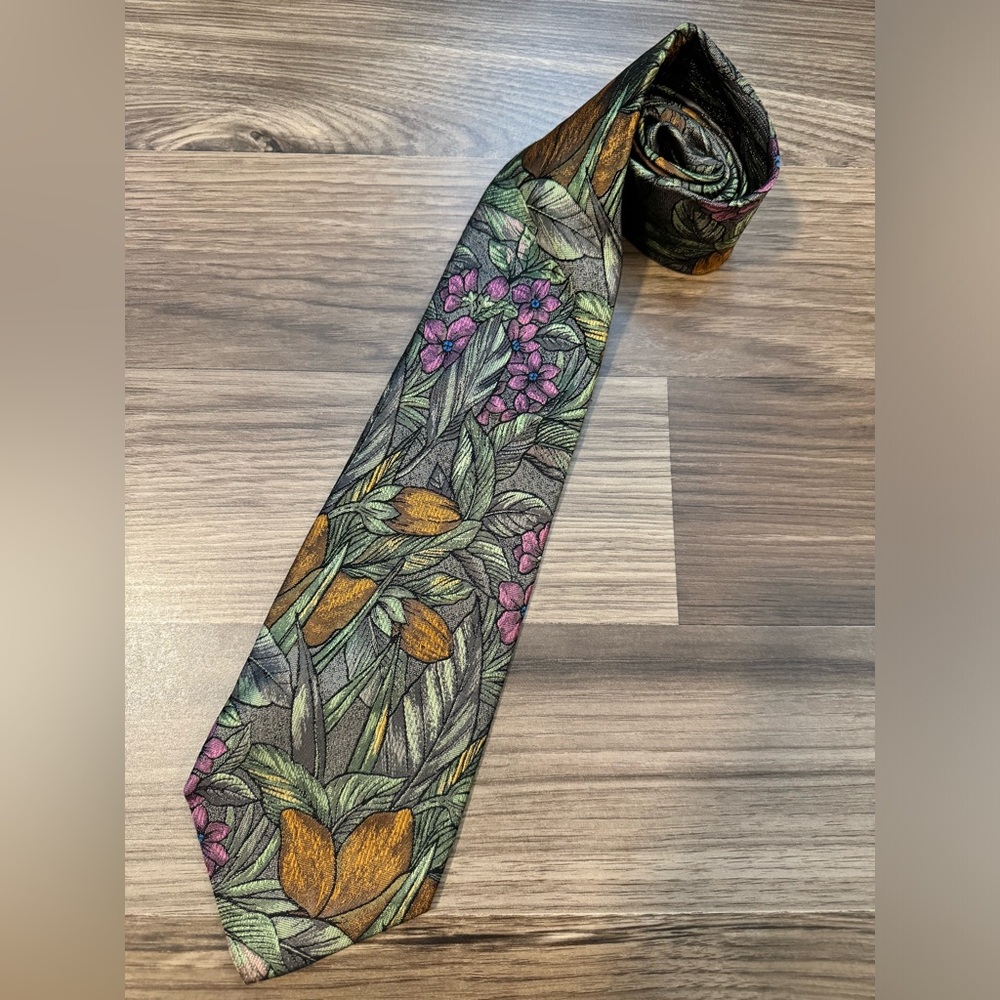 Enrico Coveri Italian Silk Metallic Floral Unique Vibrant Textured Tie